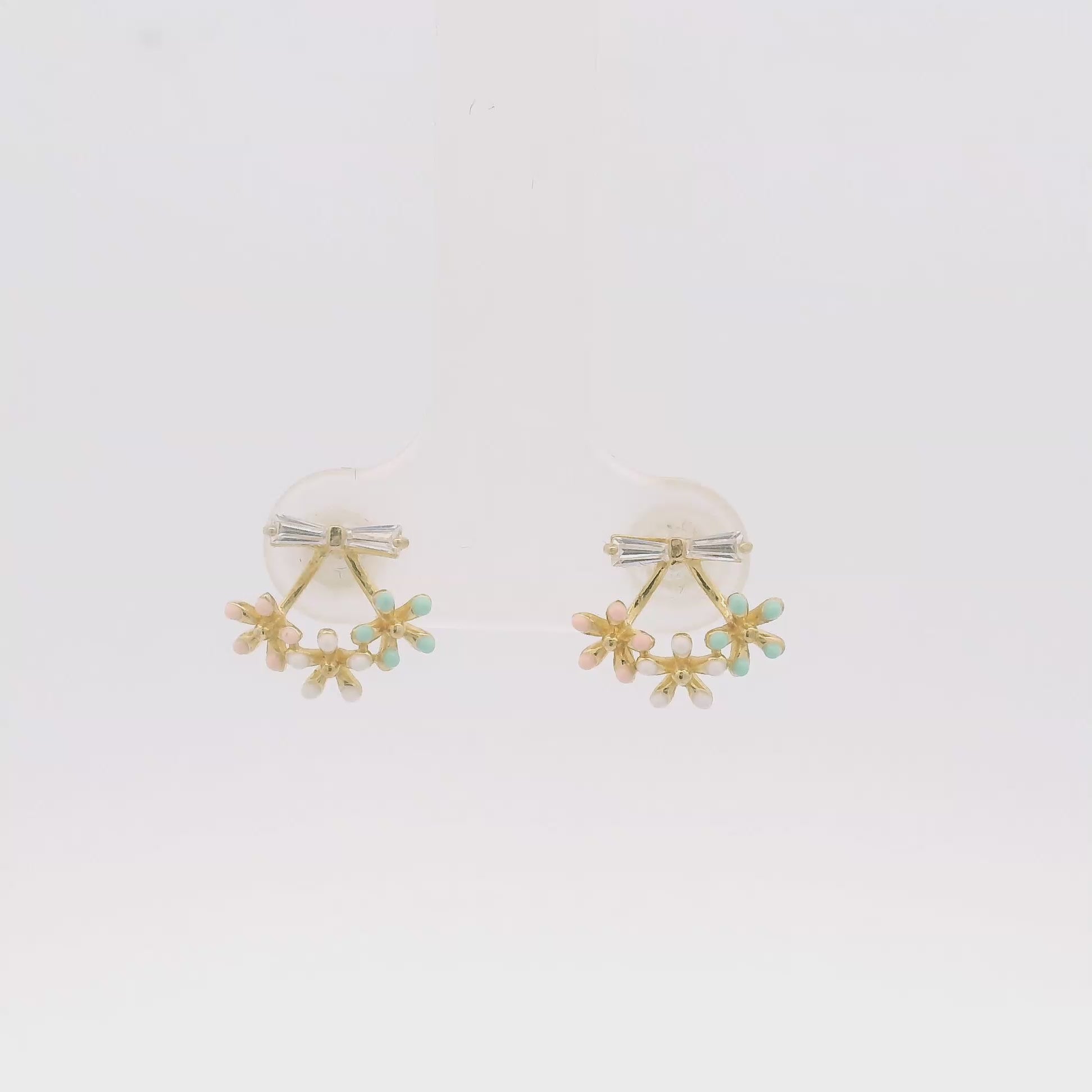 luxurious-loop-silver-stud-earrings